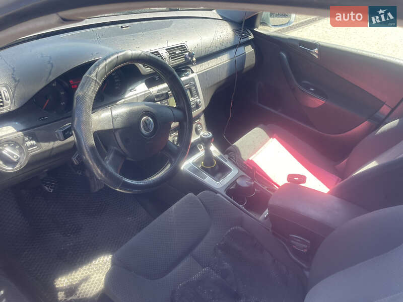 Универсал Volkswagen Passat 2006 в Львове