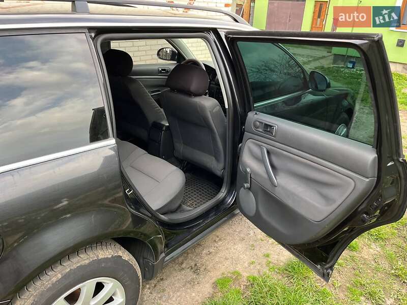 Универсал Volkswagen Passat 2004 в Львове