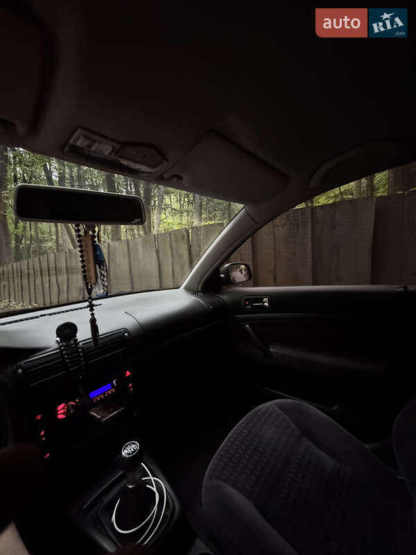 Седан Volkswagen Passat 2002 в Луцке фото 10 Седан Volkswagen Passat 2002 в Луцке