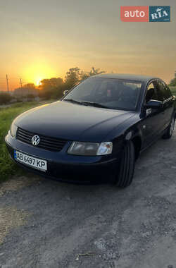 Седан Volkswagen Passat 1997 в Вінниці