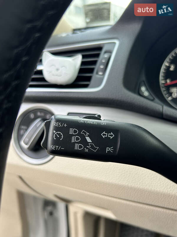 Седан Volkswagen Passat 2015 в Сумах