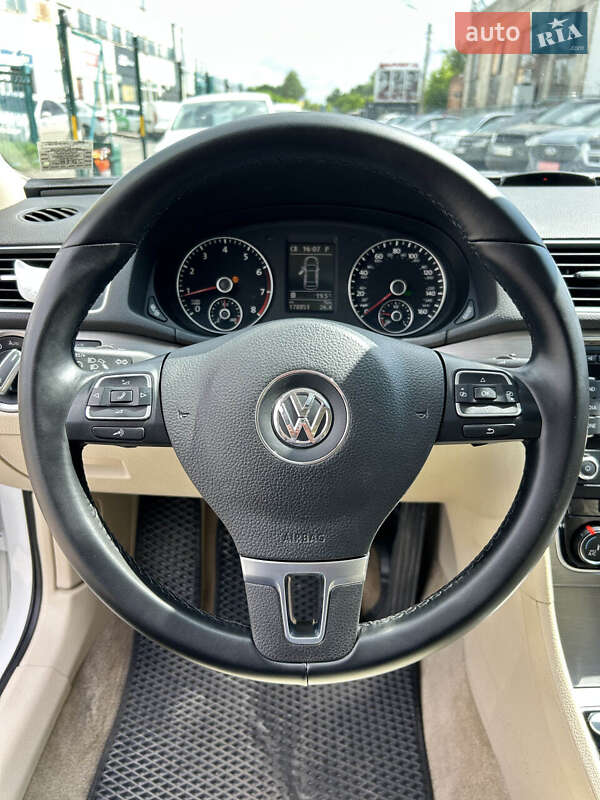 Седан Volkswagen Passat 2015 в Сумах
