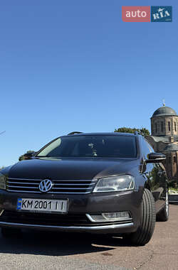Универсал Volkswagen Passat 2011 в 