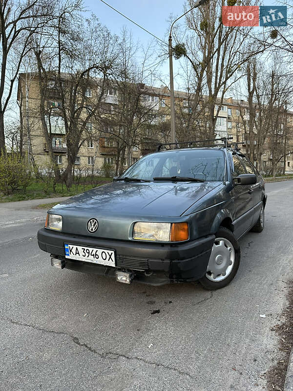 Volkswagen Passat 1990