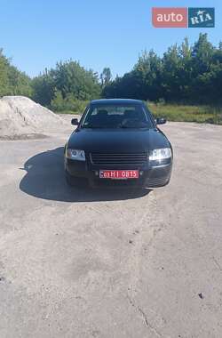 Седан Volkswagen Passat 2001 в Хоролі