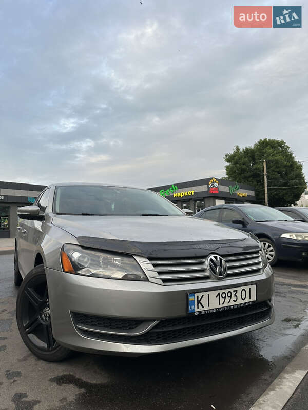 Volkswagen Passat 2012