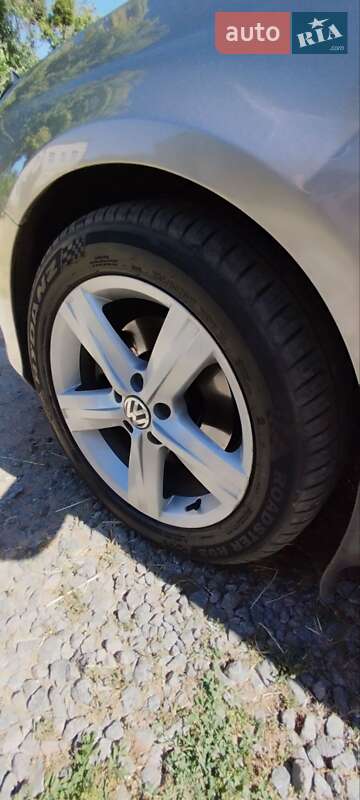 Седан Volkswagen Passat 2012 в Тульчині