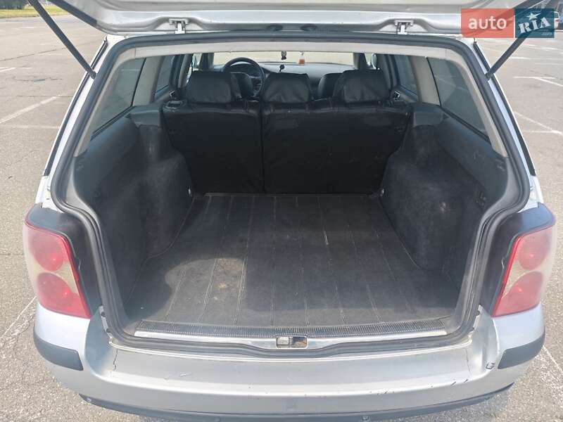 Универсал Volkswagen Passat 2004 в Киеве