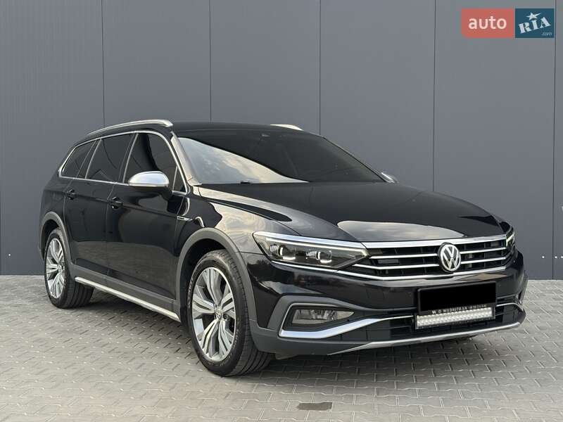 Универсал Volkswagen Passat 2020 в Луцке фото 3 Универсал Volkswagen Passat 2020 в Луцке