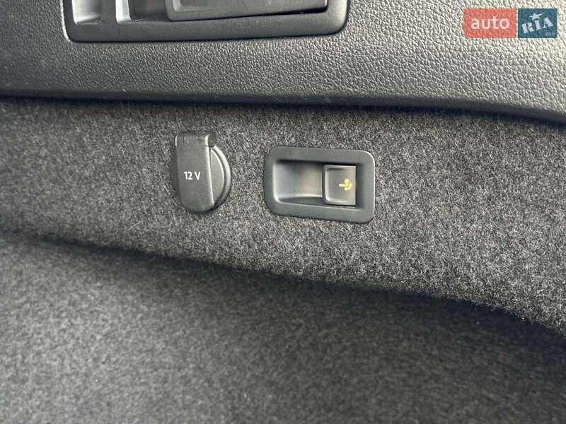 Универсал Volkswagen Passat 2020 в Луцке фото 42 Универсал Volkswagen Passat 2020 в Луцке