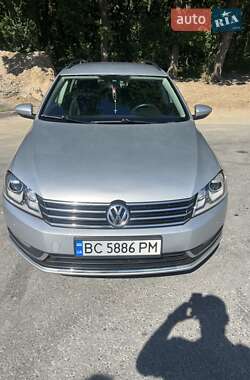 Універсал Volkswagen Passat 2010 в Львові