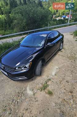 Седан Volkswagen Passat 2015 в Львове