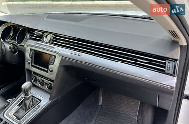 Универсал Volkswagen Passat 2016 в 