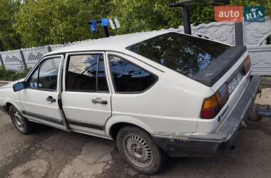 Хэтчбек Volkswagen Passat 1987 в Шептицькому