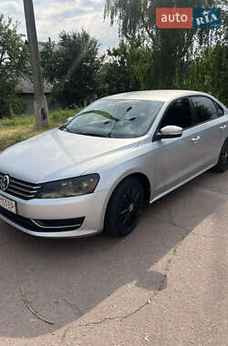 Седан Volkswagen Passat 2014 в Чернигове