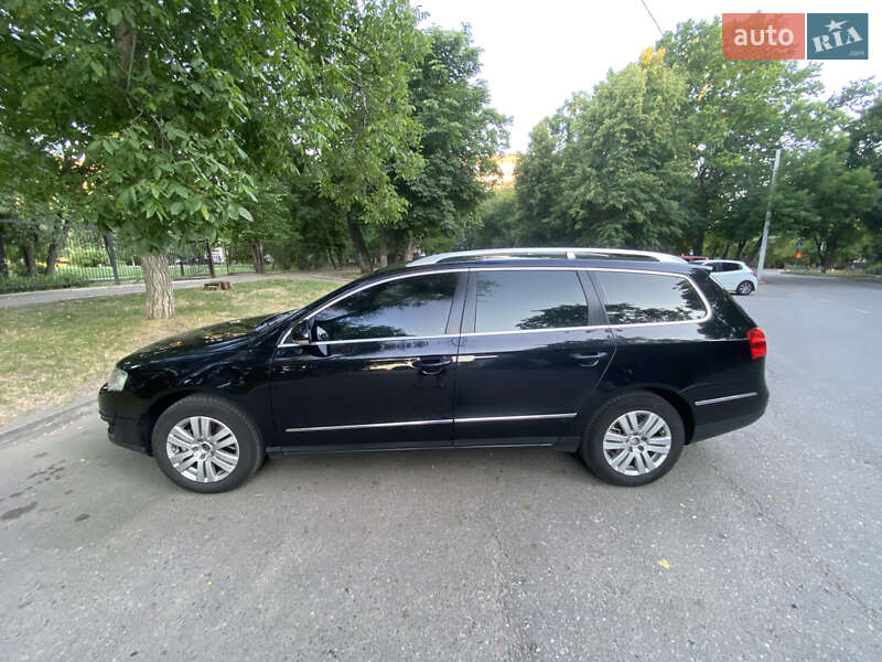 Універсал Volkswagen Passat 2008 в Кропивницькому
