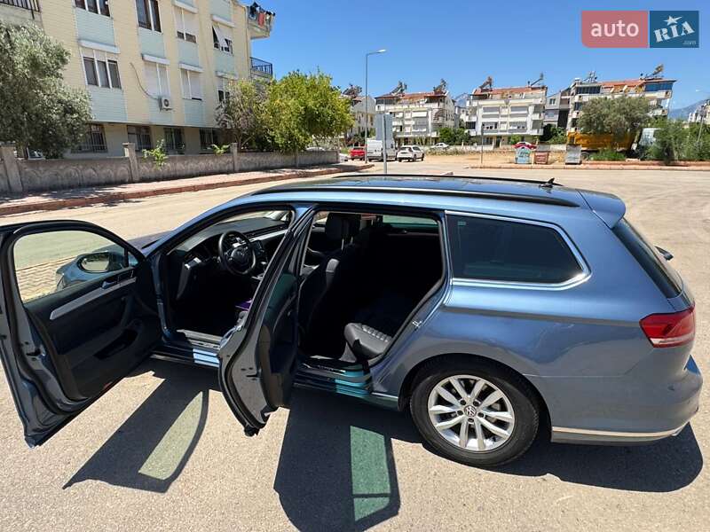 Універсал Volkswagen Passat 2015 в Києві