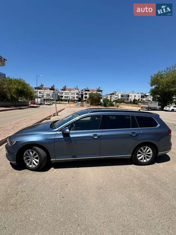 Універсал Volkswagen Passat 2015 в Києві