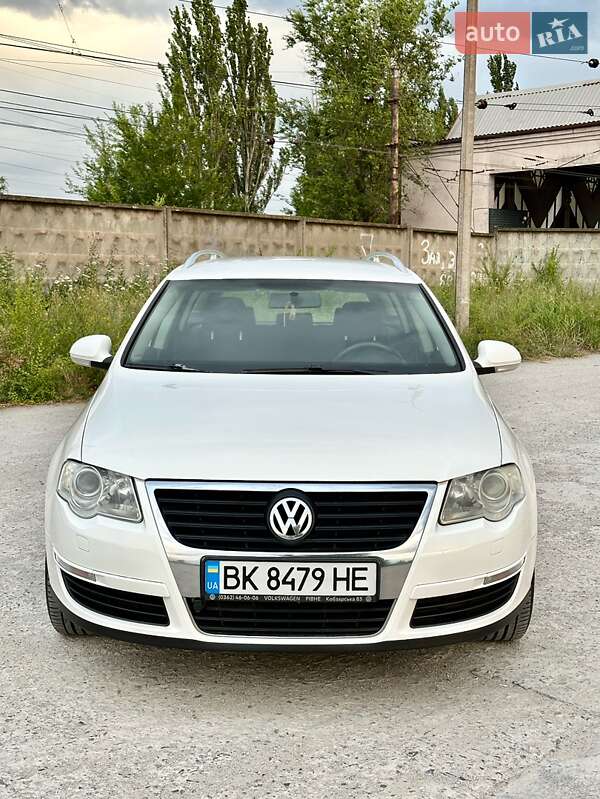Volkswagen Passat 2010 Volkswagen Passat 2010