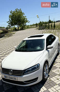Седан Volkswagen Passat 2014 в Буске