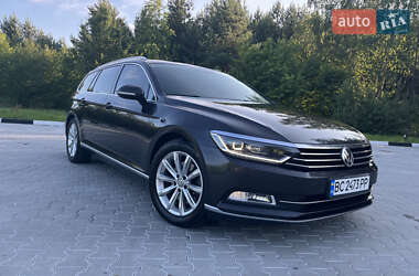 Универсал Volkswagen Passat 2017 в Львове
