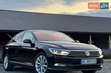 Седан Volkswagen Passat 2016 в Львові