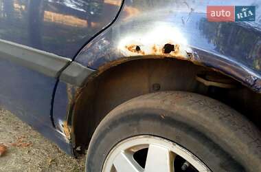 Седан Volkswagen Passat 1995 в Ужгороде