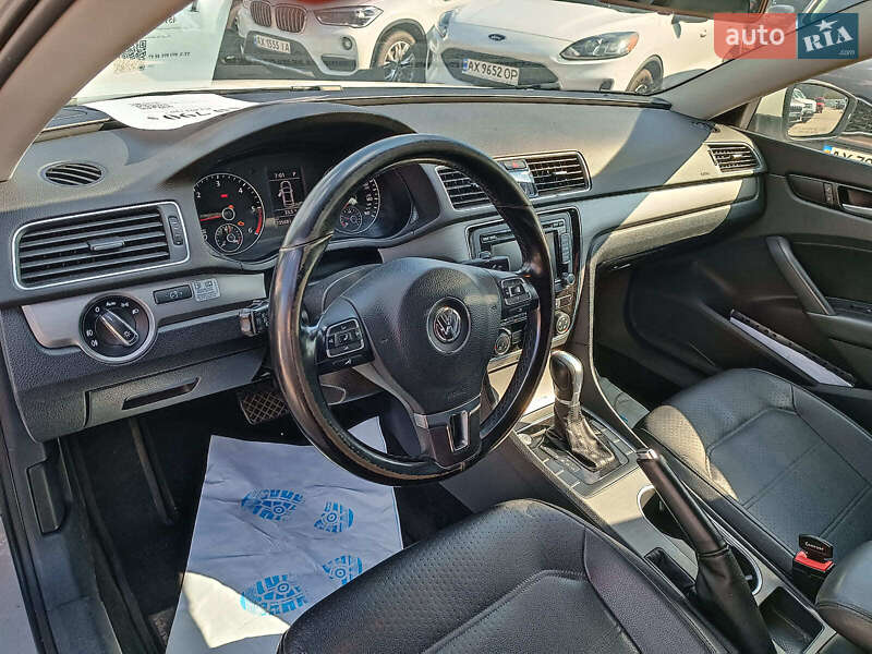Седан Volkswagen Passat 2015 в Харькове