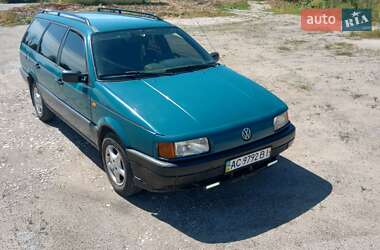 Універсал Volkswagen Passat 1993 в Горохові