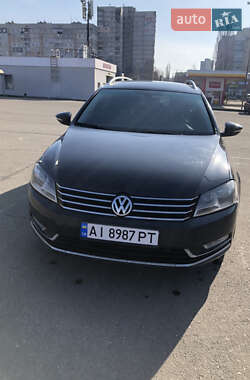 Универсал Volkswagen Passat 2011 в Харькове