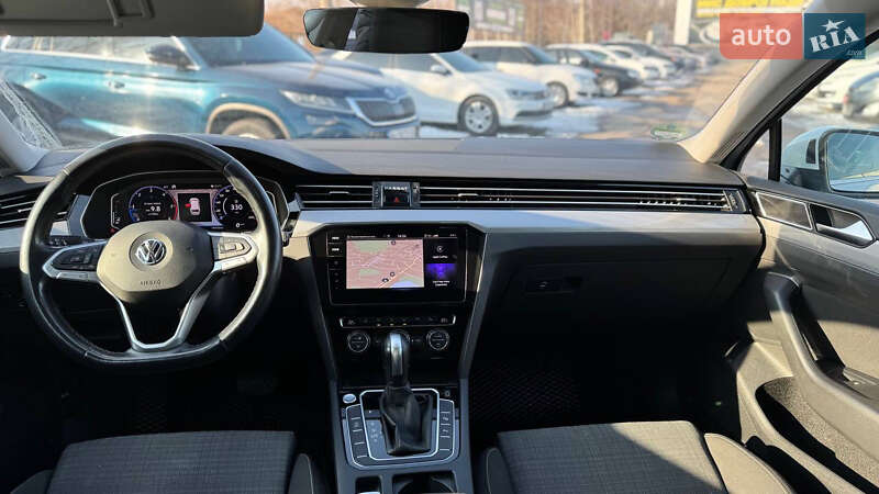 Универсал Volkswagen Passat 2019 в Полтаве фото 10 Универсал Volkswagen Passat 2019 в Полтаве