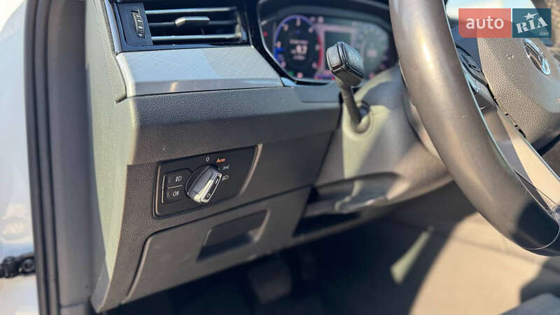 Универсал Volkswagen Passat 2019 в Полтаве фото 19 Универсал Volkswagen Passat 2019 в Полтаве