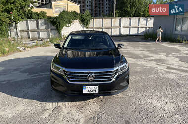 Седан Volkswagen Passat 2021 в Киеве