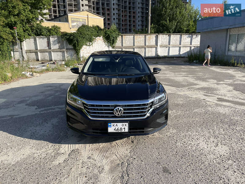 Volkswagen Passat 2021