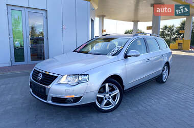 Універсал Volkswagen Passat 2010 в 