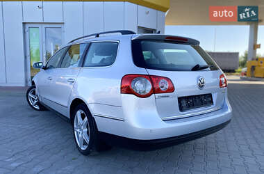 Універсал Volkswagen Passat 2010 в 