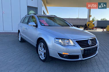 Універсал Volkswagen Passat 2010 в 