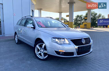 Універсал Volkswagen Passat 2010 в 