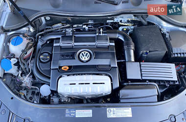 Універсал Volkswagen Passat 2010 в 