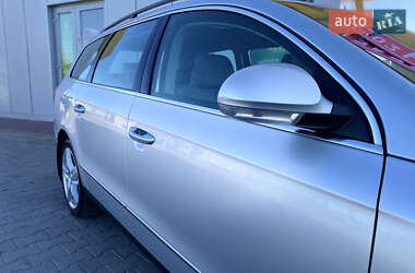 Універсал Volkswagen Passat 2010 в 