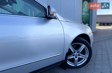 Універсал Volkswagen Passat 2010 в 