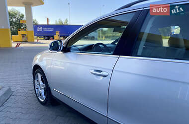 Універсал Volkswagen Passat 2010 в 