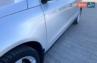 Універсал Volkswagen Passat 2010 в 
