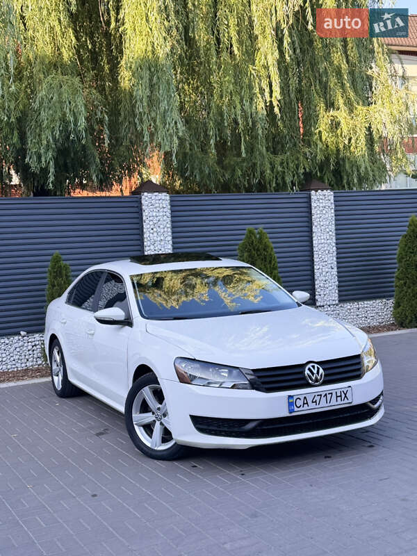 Седан Volkswagen Passat 2012 в Черкассах