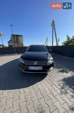 Універсал Volkswagen Passat 2010 в Львові