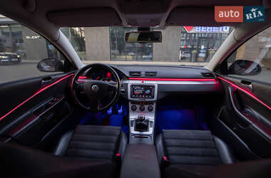 Седан Volkswagen Passat 2008 в Ужгороде