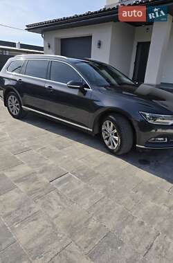 Универсал Volkswagen Passat 2018 в Коломые