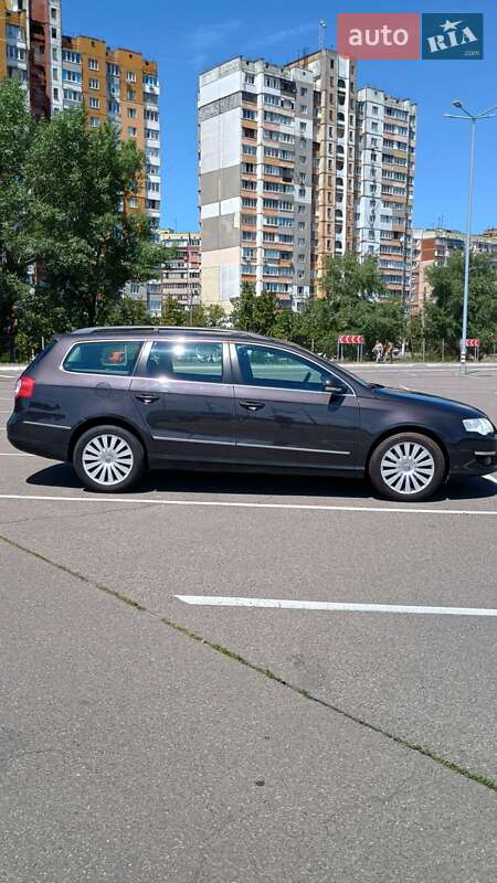Універсал Volkswagen Passat 2009 в Києві