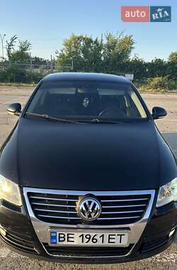 Седан Volkswagen Passat 2009 в Южноукраинске