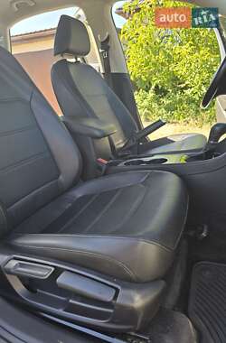 Седан Volkswagen Passat 2015 в 